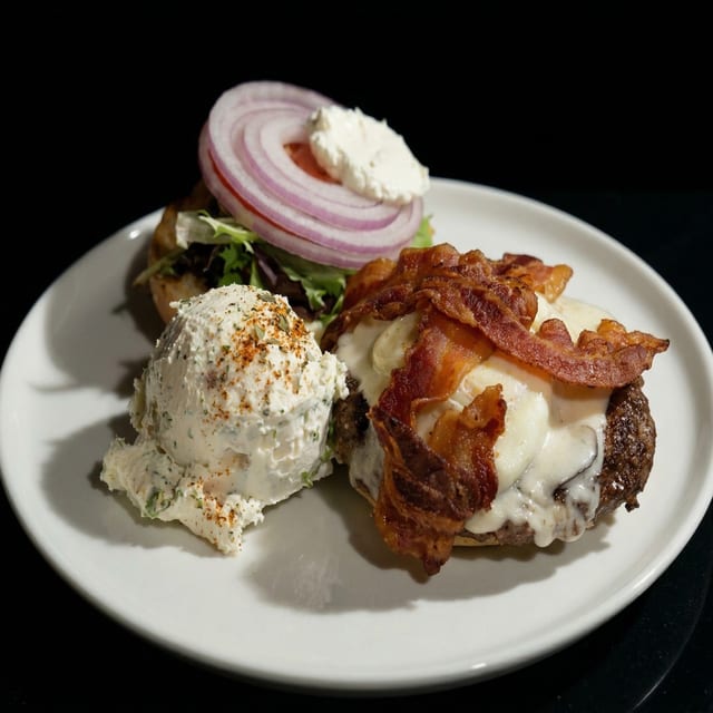 Brunchery Burger.